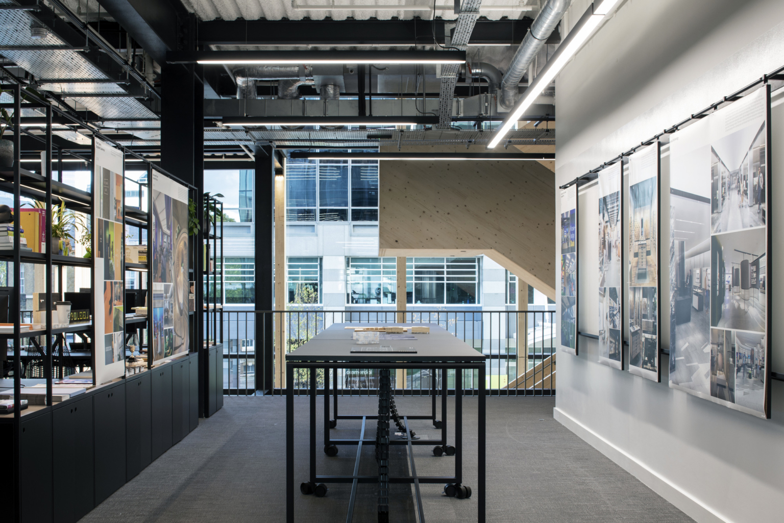 Gensler(ゲンスラー)のオフィス - イギリス,ロンドンのオープンスペース