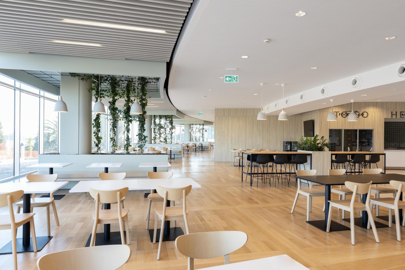 Nestlé (ネスレ)のオフィス - ポルトガル,リスボンのカフェ/レストランスペース