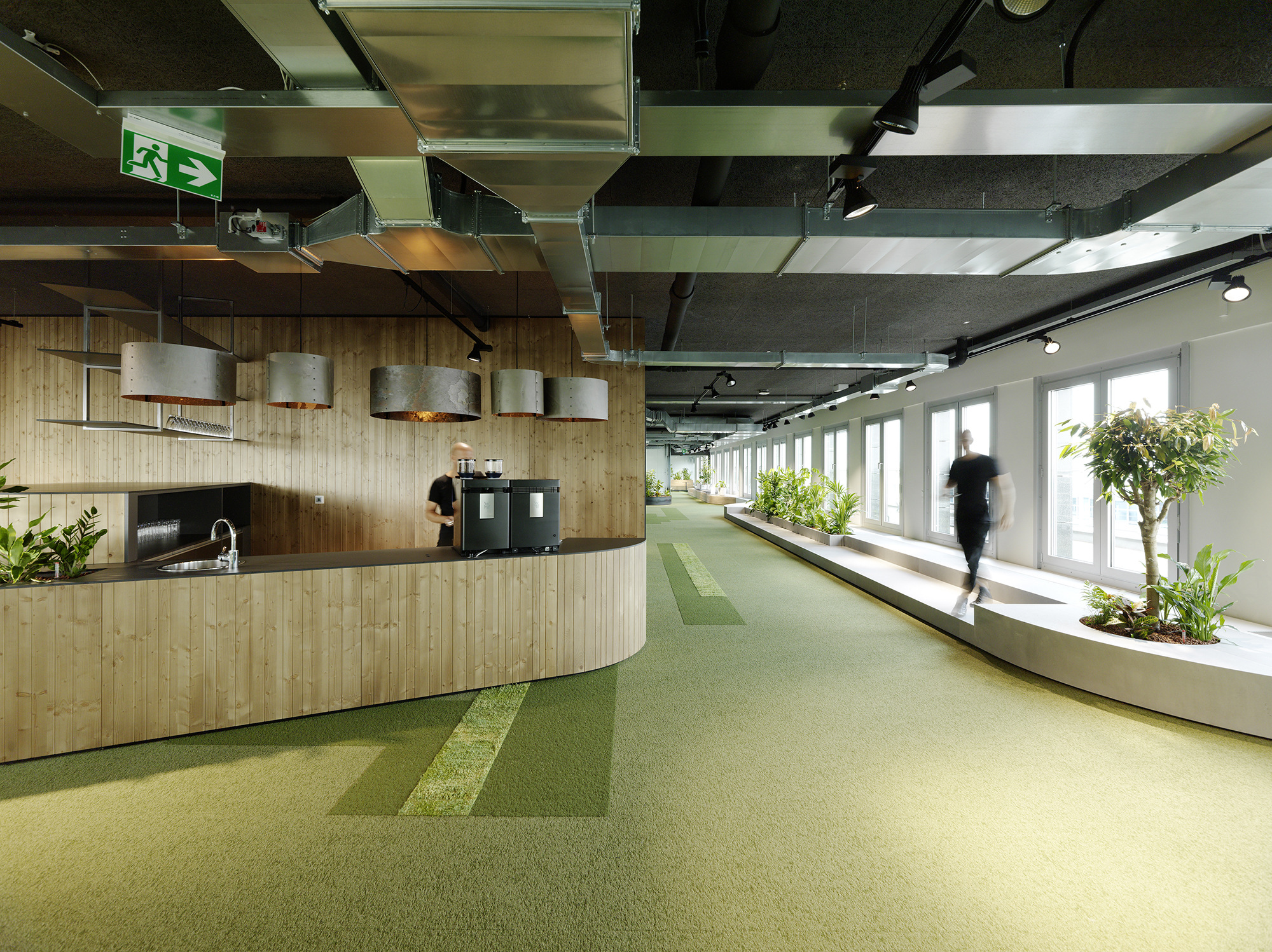 SAPエスタライヒ支社のオフィス - オーストリア, ウィーンのカフェスペース