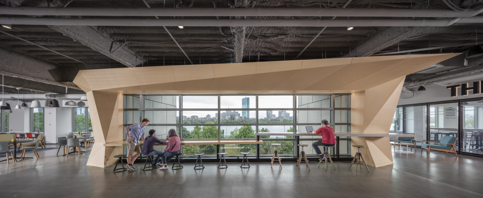 Microsoft(マイクロソフト) ニューイングランド研究開発センターのブティック＆ホスピタリティオフィス ケンブリッジ, イギリス