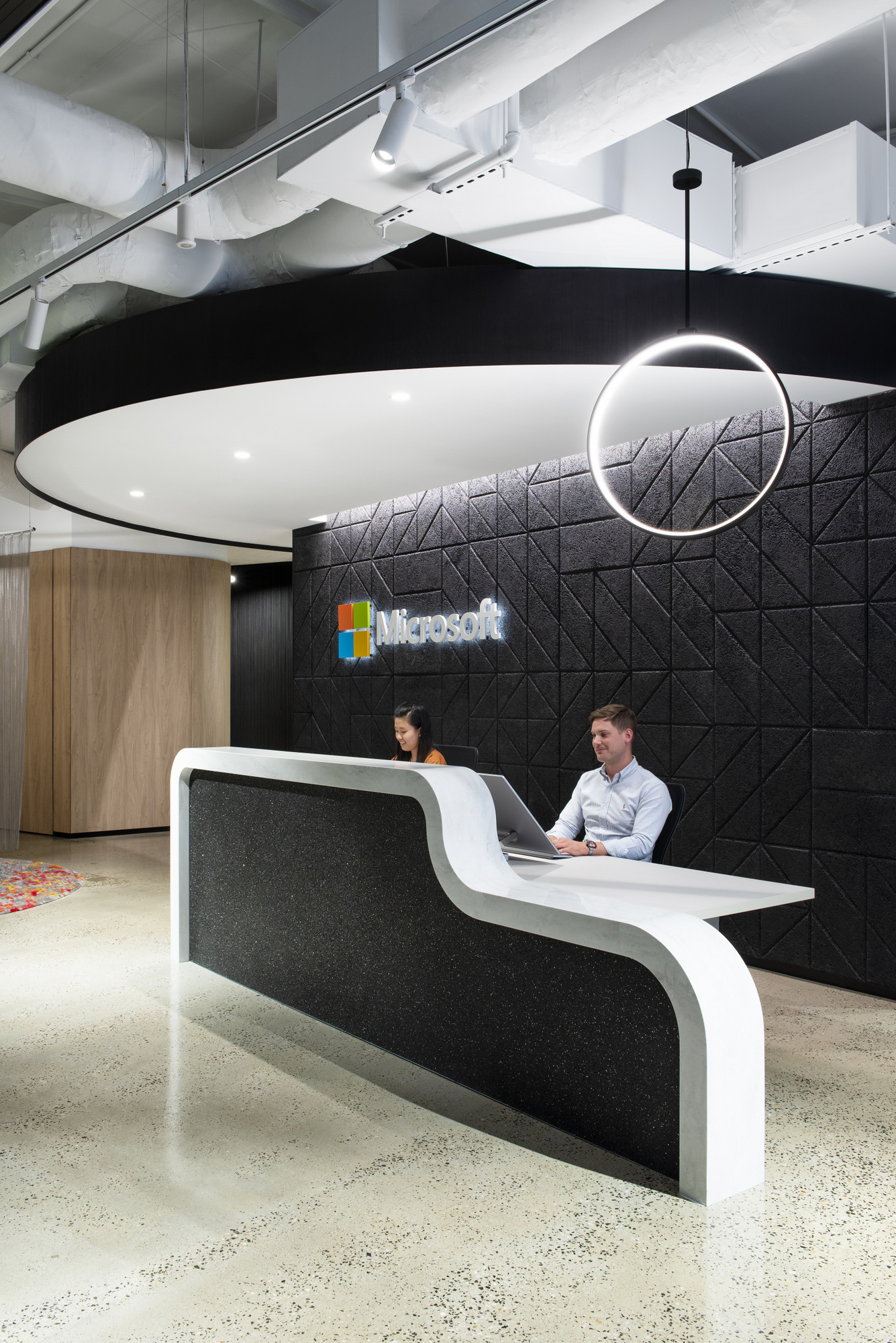 Microsoft(マイクロソフト)のオフィス - メルボルン, オーストラリアの受付/エントランススペース