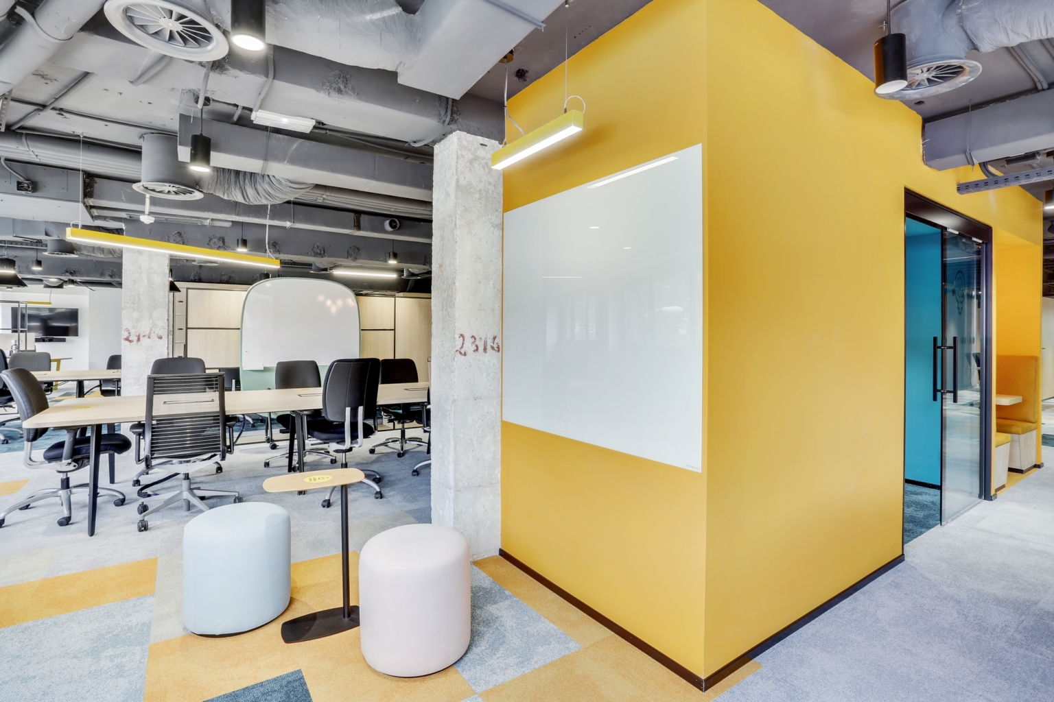 【Prosegurのオフィスデザイン】- スペイン, マドリッドのオープンスペース