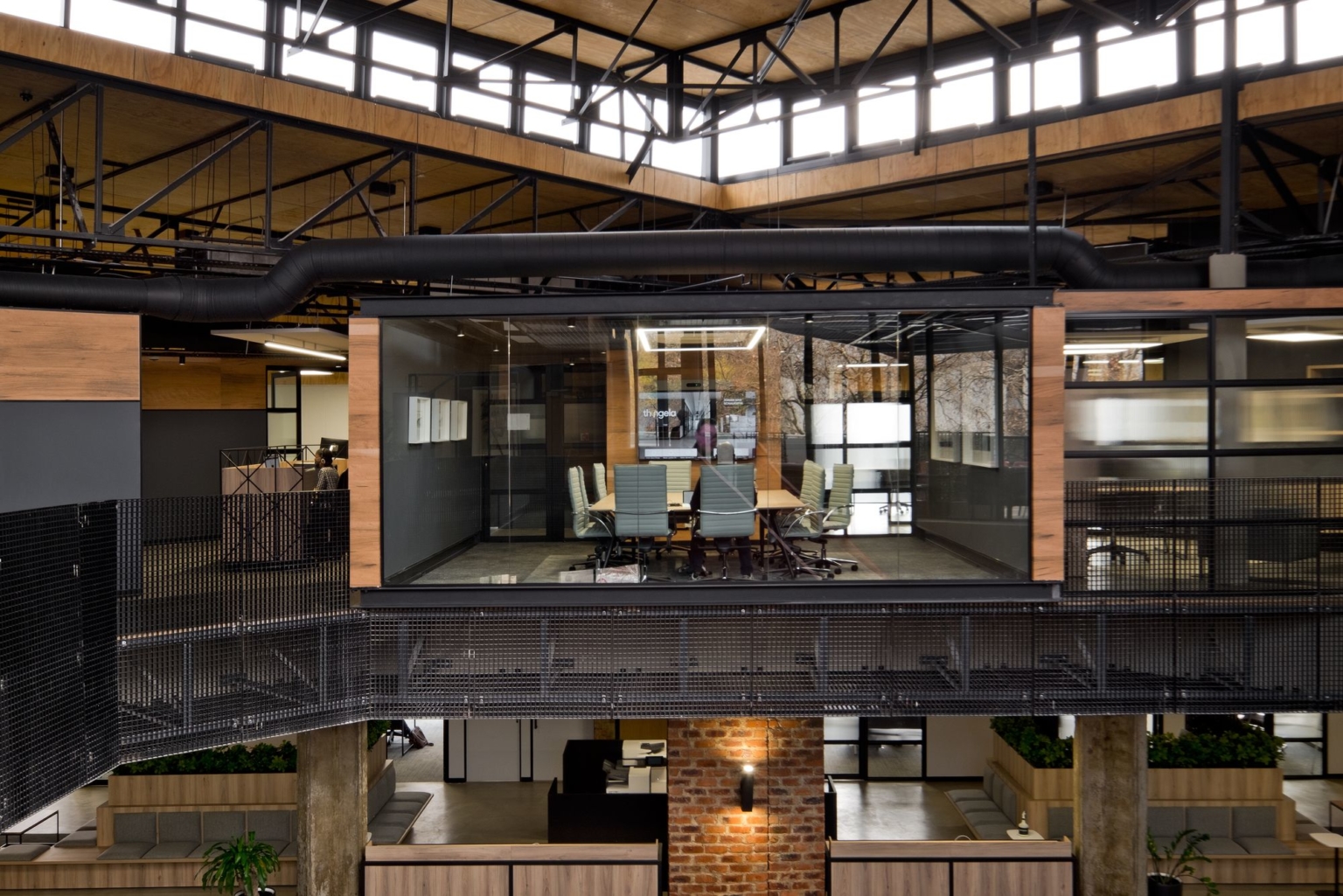 【Thungela のオフィスデザイン】- 南アフリカ, ヨハネスブルグの会議/ミーティングスペース
