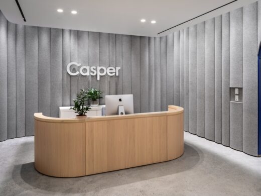 【Casperのオフィスデザイン】- ニューヨーク州, ニューヨーク市の受付/エントランススペース