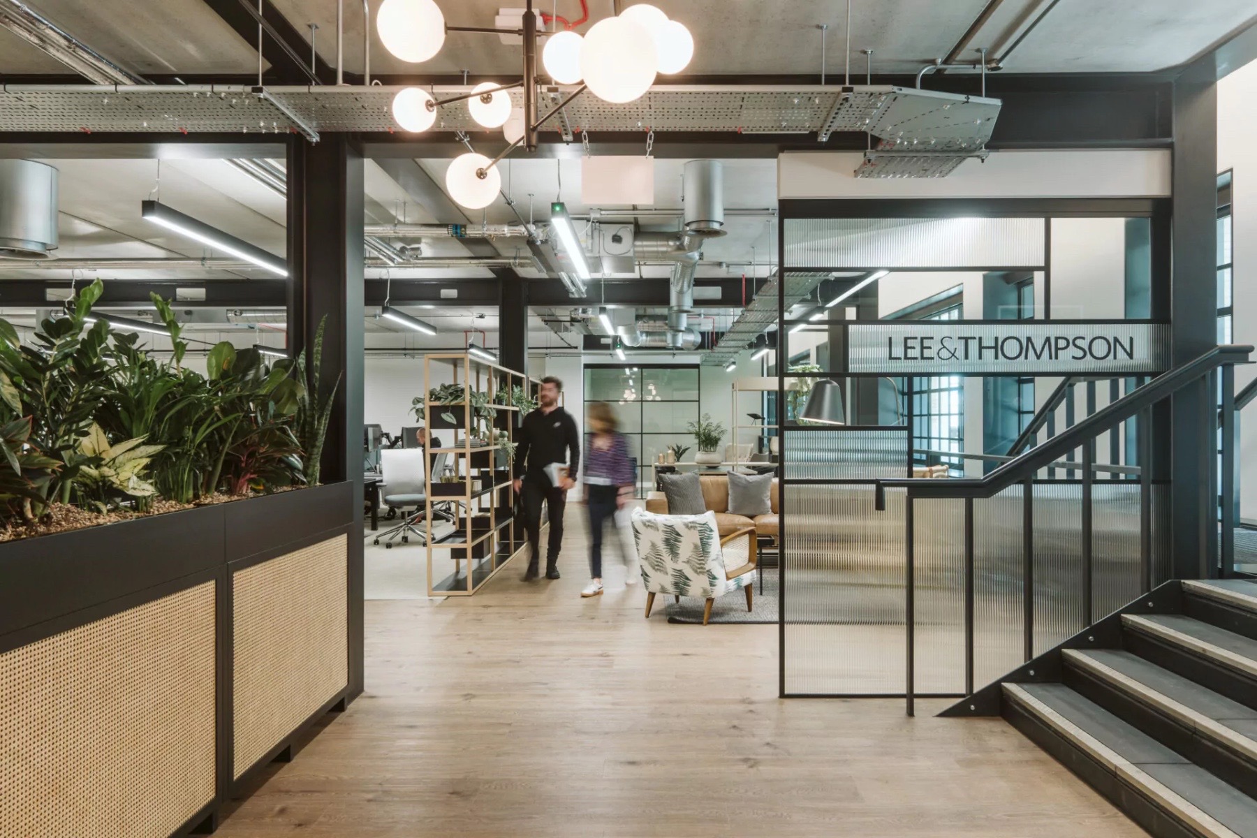 【Lee & Thompson法律事務所のオフィスデザイン】- イギリス, ロンドンのオープンスペース