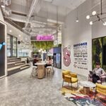 【8VI Holdingsのオフィスデザイン】- シンガポールのオープンスペース