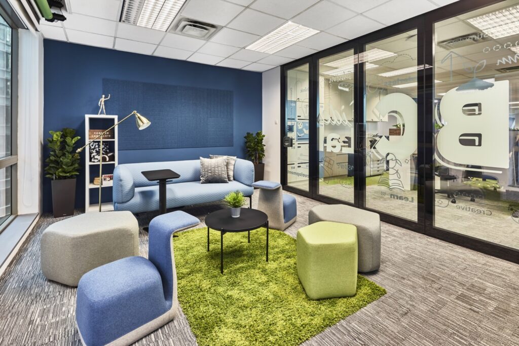 【バリーカレボーのオフィスデザイン】サステナブルでハイブリッドなオフィスシンガポール OFFICELOVERS