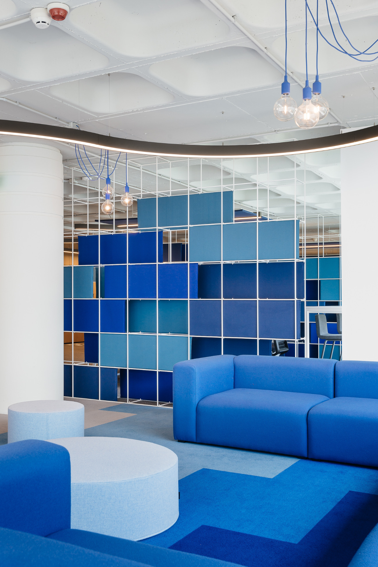 【OLXのオフィスデザイン】- ポルトガル, リスボンのリラックススペース
