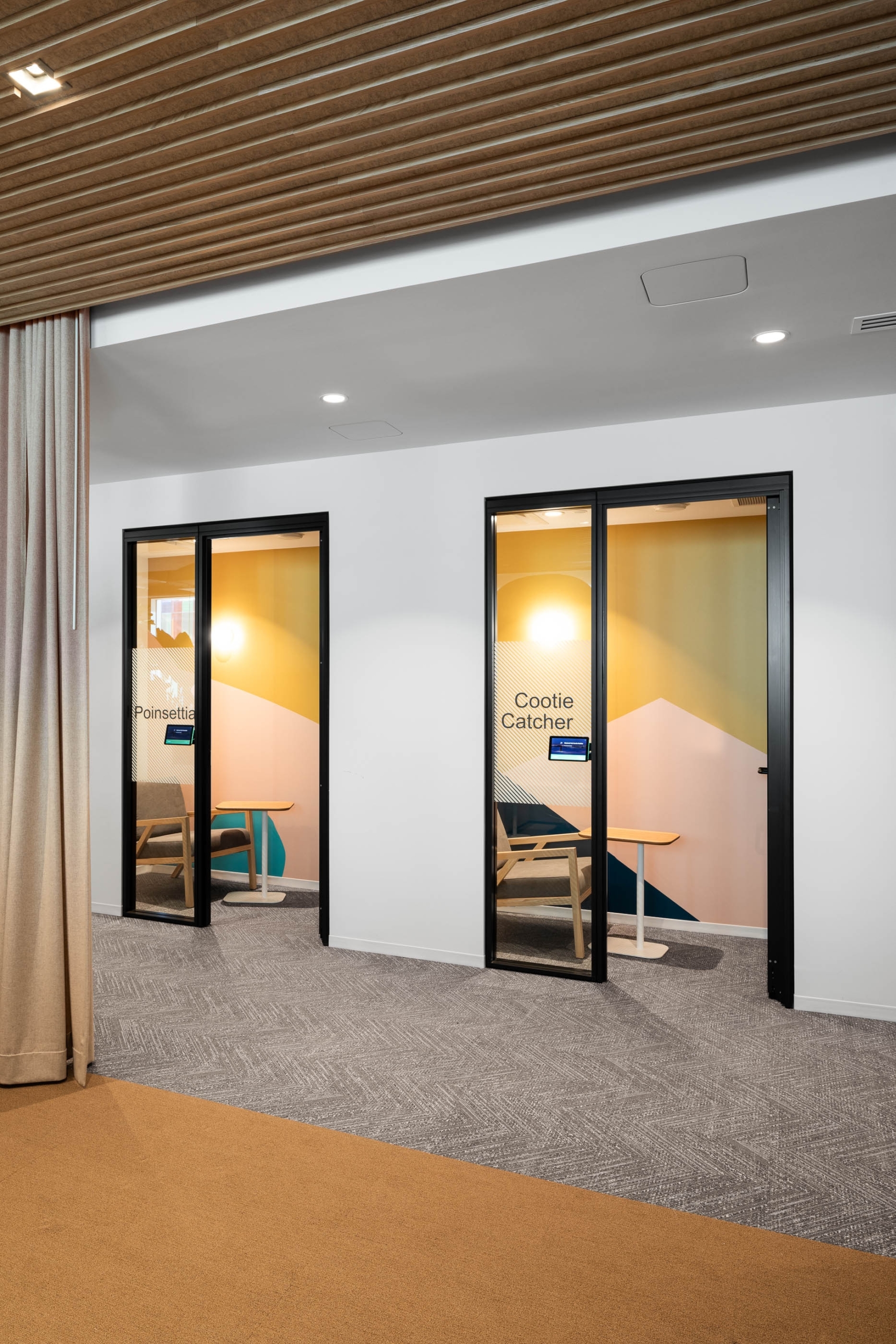 【Zendeskのオフィスデザイン】- カナダ, モントリオールの集中スペース