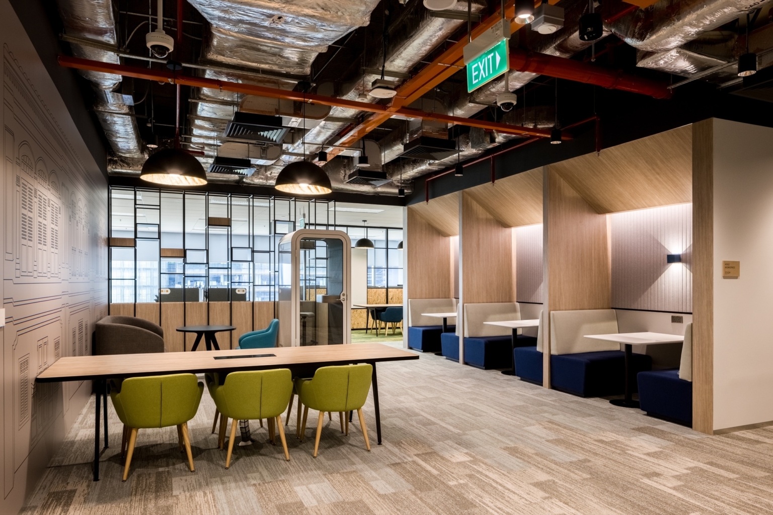 【amazonのオフィスデザイン】- シンガポールのオープンスペース