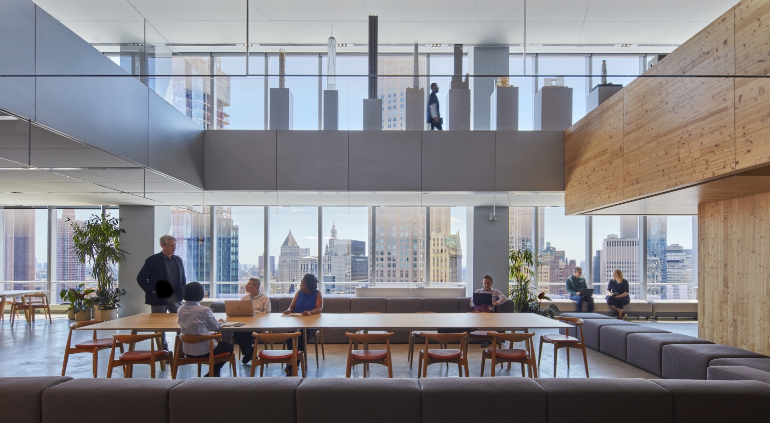 【Skidmore, Owings & Merrillのオフィスデザイン】- ニューヨーク州ニューヨーク市のオープンスペース