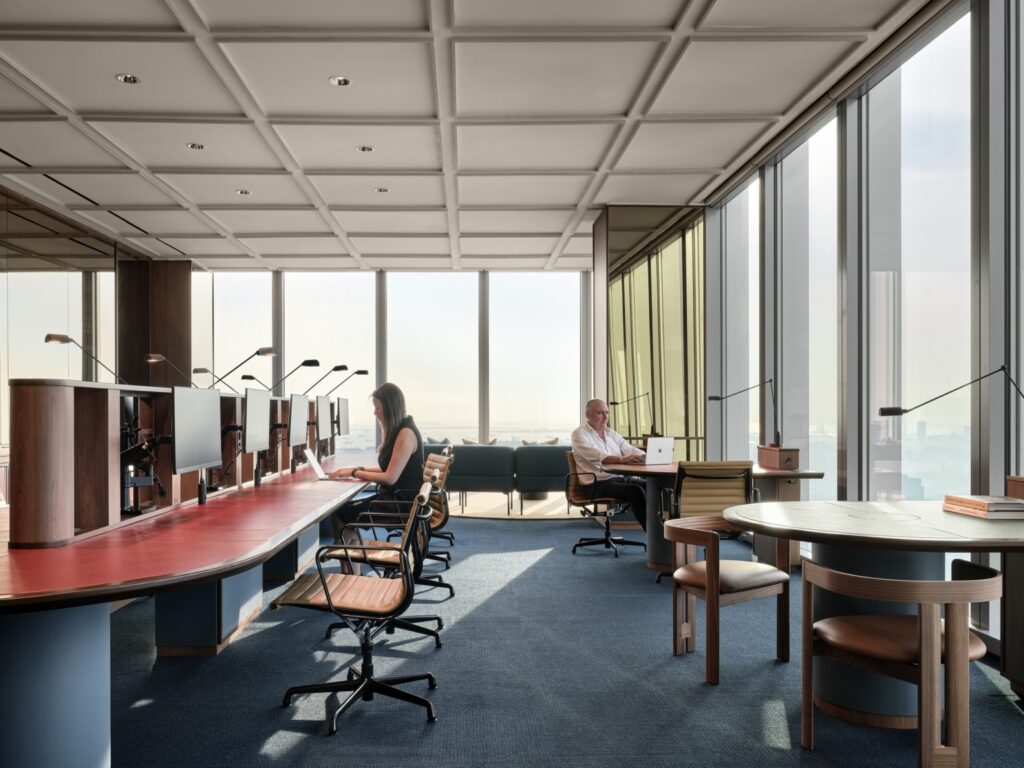 【Cushman & Wakefieldのオフィスデザイン】- シンガポールのワークスペース