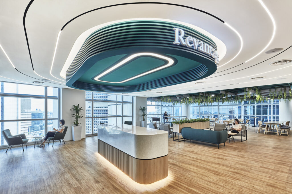 【Revantageのオフィスデザイン】- シンガポールのオープンスペース