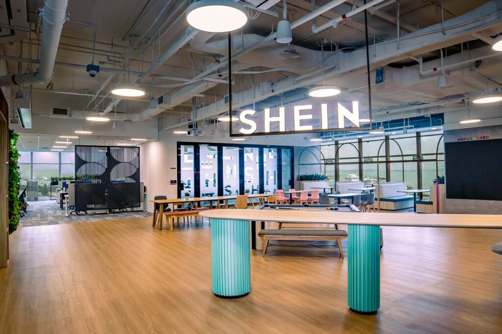 【SHEINのオフィスデザイン】- シンガポールのオープンスペース