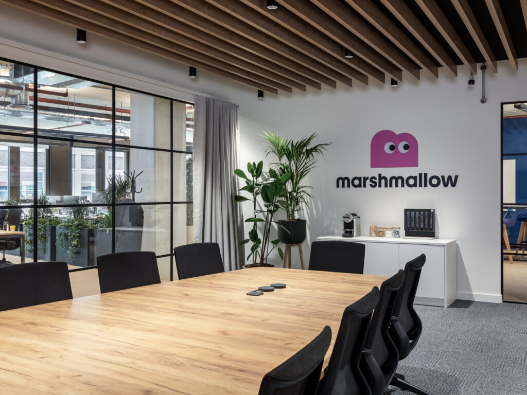 【マシュマロのオフィスデザイン】先進的で包括的なオフィス,イギリス,ロンドン