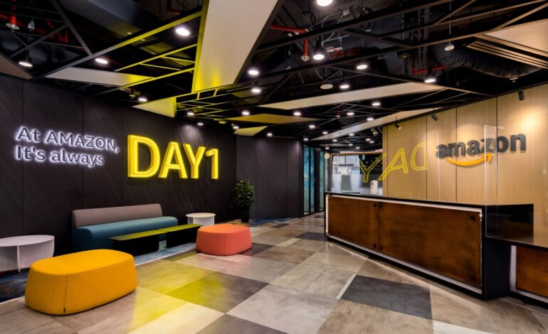 【amazonのオフィスデザイン】- シンガポールの受付/エントランススペース