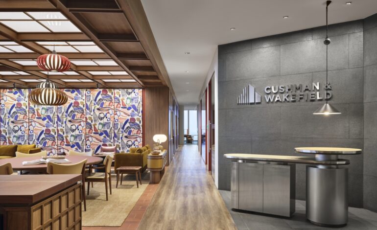 【Cushman & Wakefieldのオフィスデザイン】- シンガポールの受付/エントランススペース